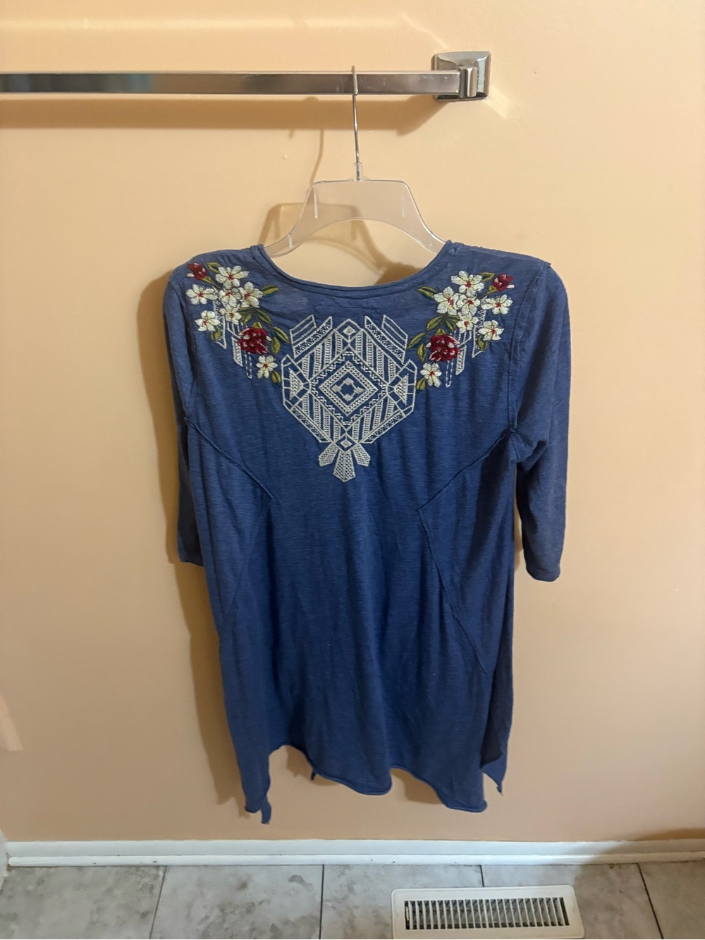 Johnny Was blue floral embroidered tunic dress - Picture 3 of 3